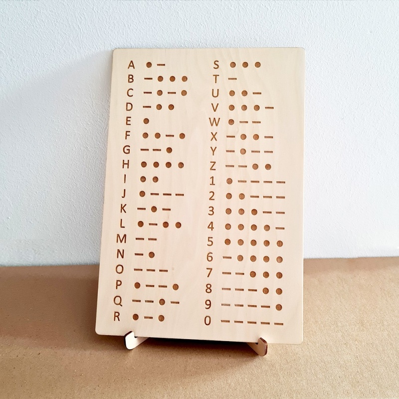 Alfabet Morse'a międzynarodowy, kod Morse'a, drewniana tabliczka